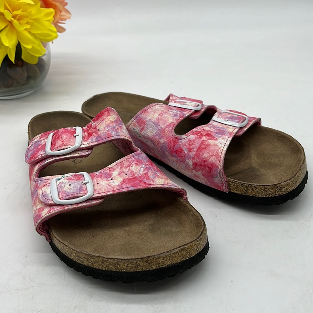 Northside Pink Tye Dye Slip On Sandals Size 9. MCS3168C